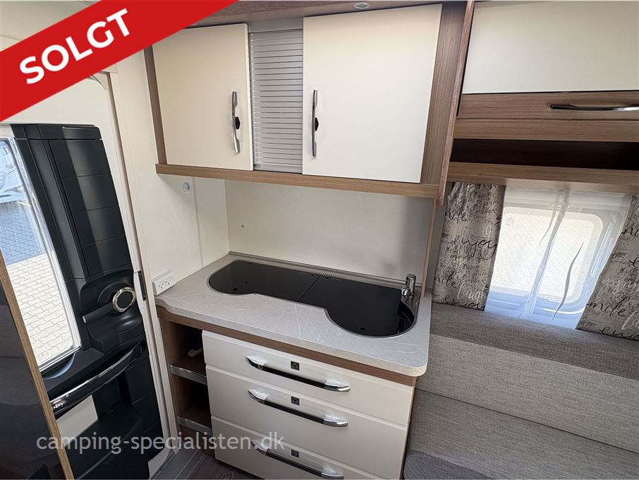 Hobby De Luxe 400 SFE